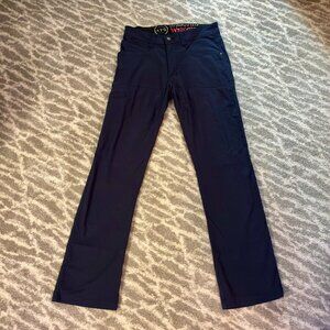Men's Wrangler All Terrain Gear Pants Sized 30x30 Dark Blue